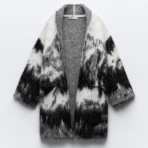 Zara Open Front Knit Brushed Hairy Cardigan Coat with Abstract Print - XS/S